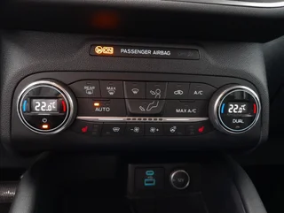 Kuga VIGNALE 2,0 EcoBlue 4x4 Aut - Image 6