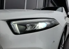 A 250e PHEV Aut - Image 13