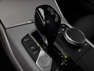 320 Touring 4x4 Aut - Image 8