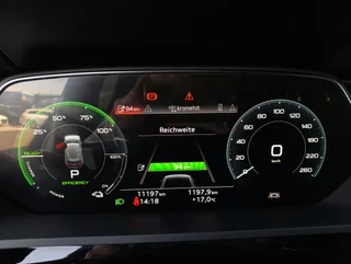 e-tron 55 quattro S-LINE - Image 8