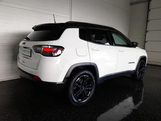 Compass UPLAND PHEV 4x4 Aut - Image 2