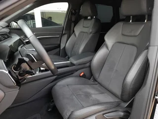 e-tron 50 quattro S-LINE BLACK - Image 12