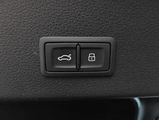 e-tron SB 50 quattro S-LINE - Image 14