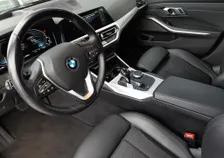 330 e Touring SPORTLINE 4x4 Aut. - Image 10