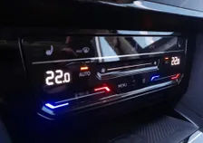 Golf VIII ACTIVE 2,0 TDI DSG - Image 6