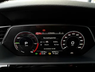 e-tron SB 95 quattro S-LINE - Image 9