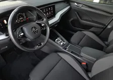 Octavia Combi TOUR 2,0 TDI DSG - Image 10