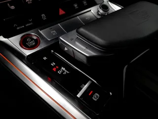 e-tron SB 95 quattro S-LINE - Image 8