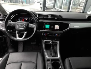 Q3 S-LINE 35 TDI Aut - Image 3