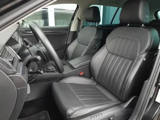 Superb Kombi PREMIUM EDITION 2,0 TDI DSG - Image 11