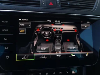 Superb Kombi SPORTLINE IV 156/218 DSG - Image 6