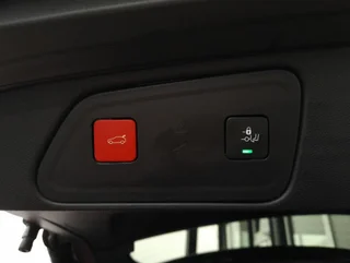 3008 GT-LINE PureTech 130 Aut - Image 13