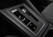 Golf VIII LIFE 2,0 TDI DSG - Image 8