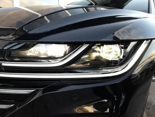 Arteon SB R-LINE eHybrid DSG - Image 17