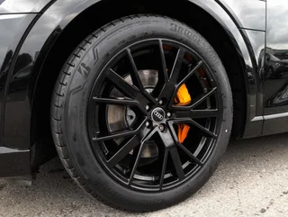 e-tron 50 quattro S-LINE BLACK EDITION - Image 16