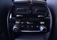 530 e Touring LUXURY LINE 4x4 Aut - Image 14