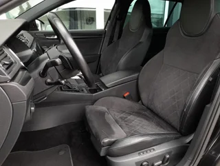 Superb Kombi SPORTLINE PHEV 156/218 DSG - Image 12