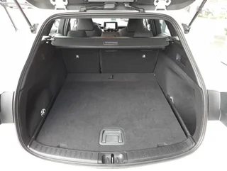 Corolla Touring SPORTS 1,8 Hybrid Aut - Image 12