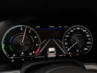 Touareg ELEGANCE V6 4x4 PHEV DSG - Image 8