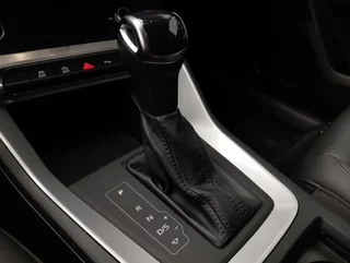 Q3 S-LINE 35 TDI Aut - Image 7