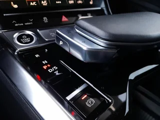 e-tron 50 quattro S-LINE BLACK - Image 8