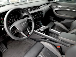 e-tron 50 quattro S-LINE BLACK EDITION - Image 11