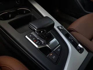 A4 Avant S-LINE QUATTRO 40 TDI S-tr - Image 7