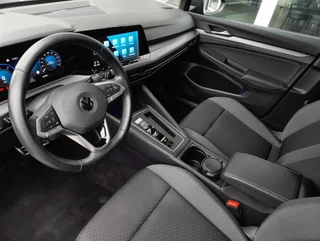 Golf VIII ACTIVE 2,0 TDI DSG - Image 10