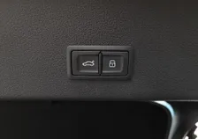 e-tron SB 50 quattro S-LINE - Image 15