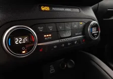 Kuga TITANIUM 2,0 EcoBlue 4x4 Aut - Image 6