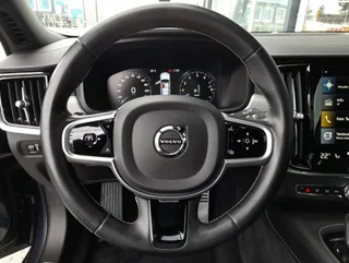 V90 T8 R-DESIGN PHEV 4x4 Aut. - Image 13