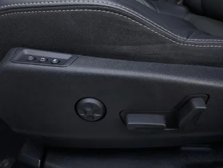 3008 GT-LINE 300 PHEV 4x4 Aut - Image 10