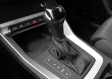 Q3 S-LINE 45 TFSI E PHEV S-tr - Image 7