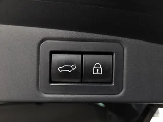 Corolla Kombi 1,8 Hybrid Aut - Image 14