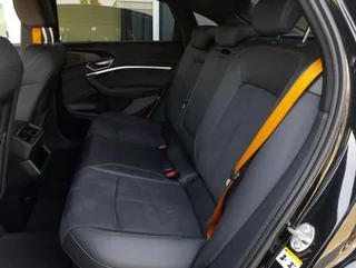 e-tron SB 50 quattro S-LINE BLACK EDITION - Image 12