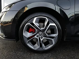 Octavia Combi RS PLUS PHEV 150/245 DSG - Image 17