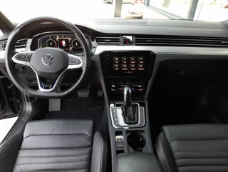 Passat Variant GTE e-Hybrid DSG - Image 3