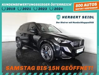 iX1 30 M-SPORT 4x4 Aut