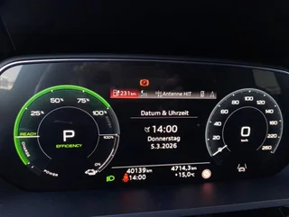 e-tron SB 55 quattro S-LINE BLACK - Image 8