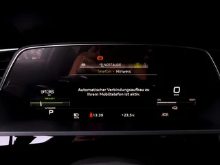 e-tron SB 50 quattro S-LINE BLACK EDITION - Image 8