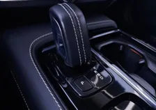 V90 T6 R-DESIGN PHEV 4x4 Aut - Image 7