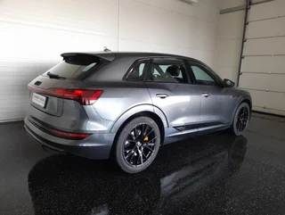 e-tron 55 quattro S-LINE BLACK - Image 2