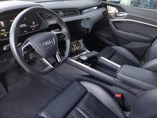 e-tron 55 quattro S-LINE BLACK EDITION - Image 11