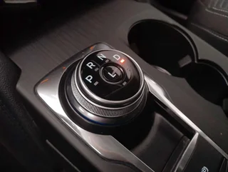 Kuga TITANIUM 2,5 Duratec PHEV Aut - Image 7