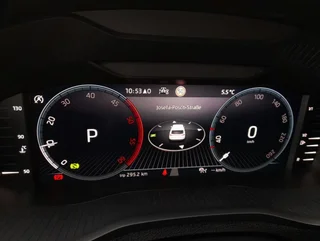 Karoq TOUR 2,0 TDI DSG - Image 10