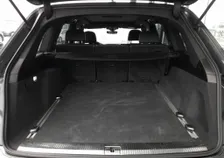 Q7 S-LINE COMPETITION 60 TFSI e quattro PHEV Tip-tr - Image 12