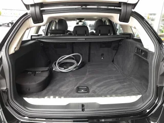 330 e Touring SPORT LINE PHEV 4x4 Aut - Image 16