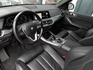 X5 45e xLINE 4x4 Aut - Image 13