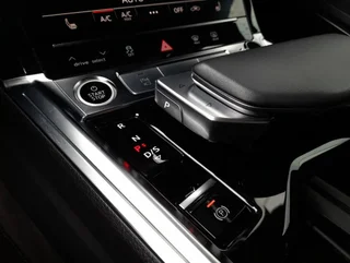 e-tron SB 55 quattro S-LINE - Image 7