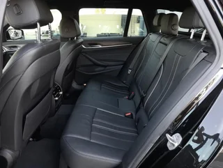 530 e Touring LUXURY LINE 4x4 Aut - Image 13